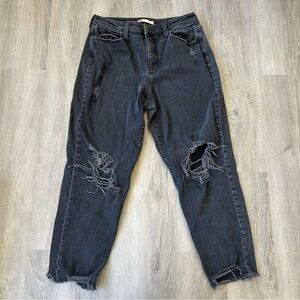 SO Women's High rise Distressed Black Curvy Mom Jeans size 11/30W